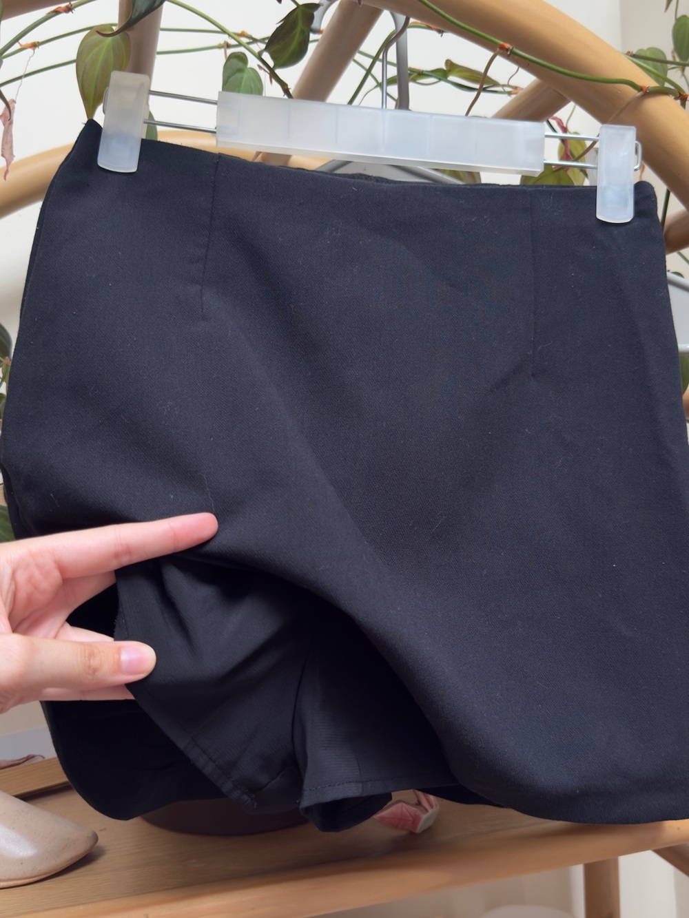 Abercrombie & Fitch Black Mini Skirt with Undershorts size XS - Picture 6 of 6